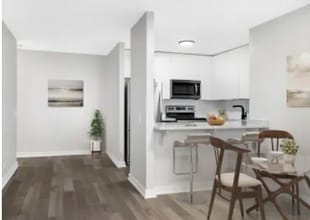 Building Photo - 79 W Huron St