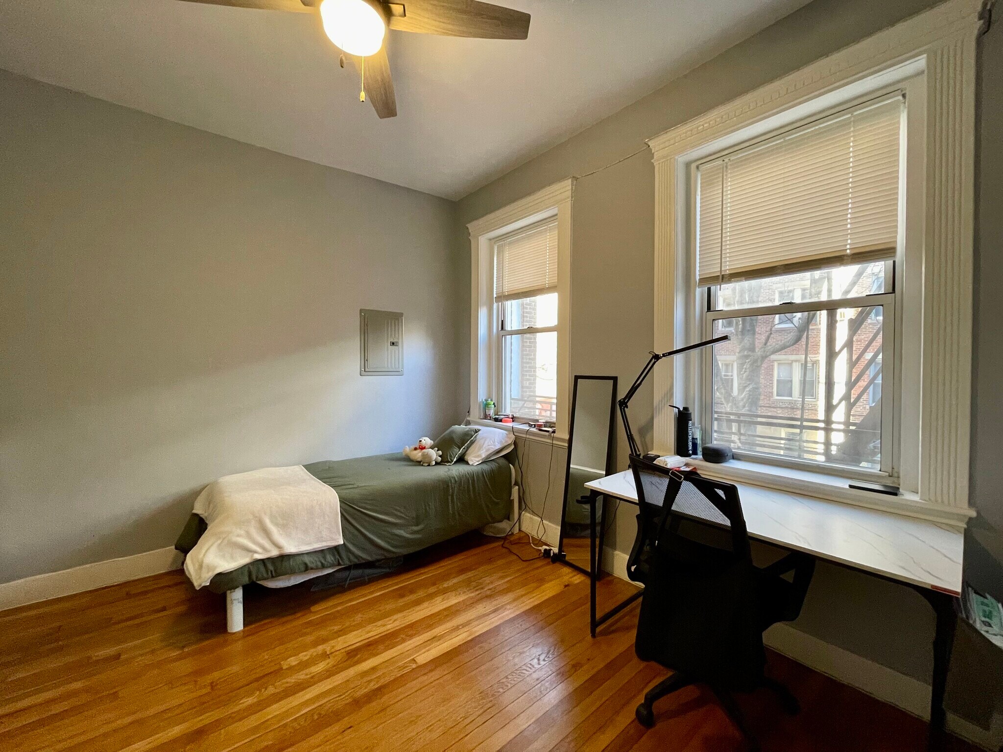 Building Photo - 80 Fenway