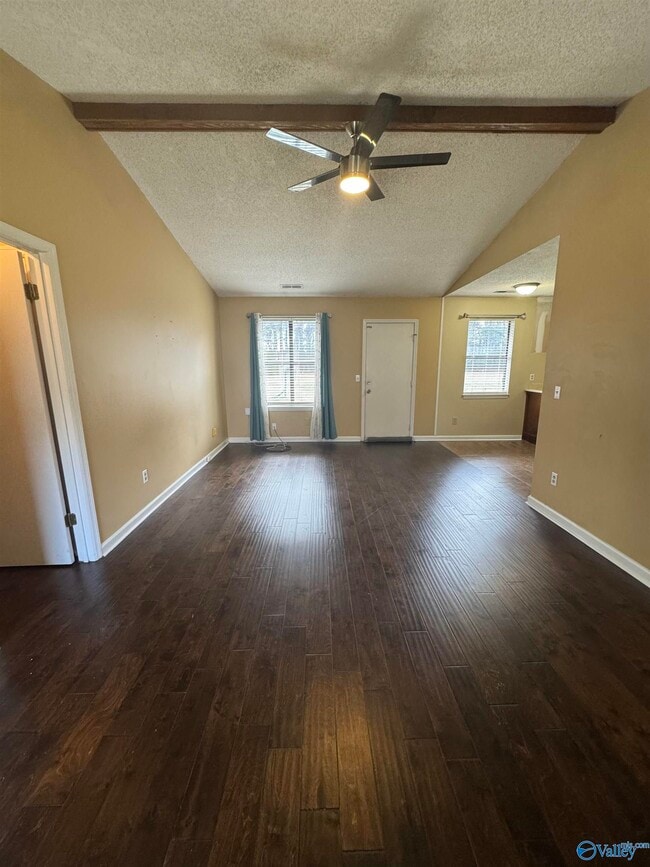 Building Photo - 206 Peabody Rd