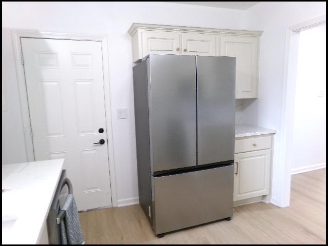 Building Photo - 606 E 21st St