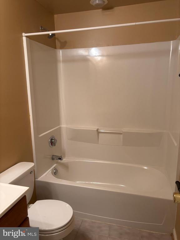 Building Photo - 3961 Conquest Ct