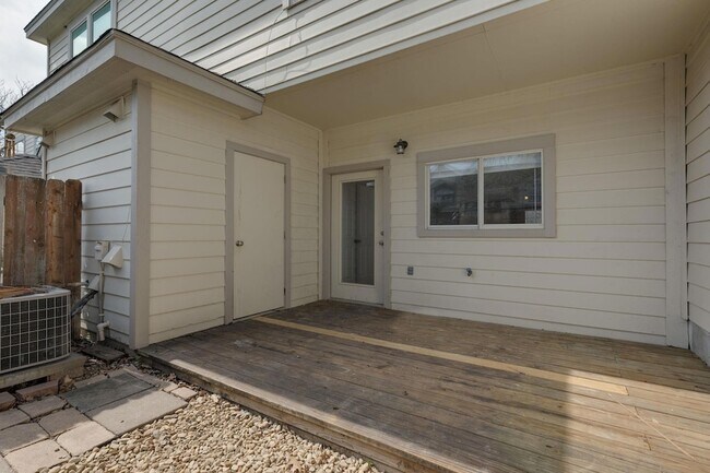 Building Photo - 12249 Abbey Glen Ln