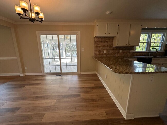 Building Photo - Call Amanda Tate at (757)289-6810 for more information