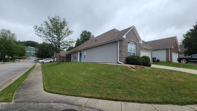 Building Photo - 299 High Ridge Dr