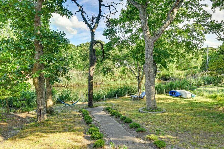 Building Photo - 67 Reeves Bay Trail