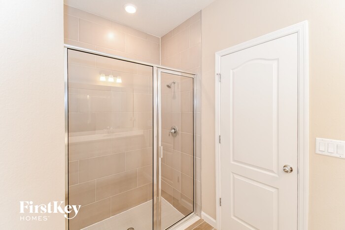 Building Photo - 1544 Mathews Manor Dr