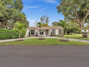 Building Photo - 1459 Rodman St