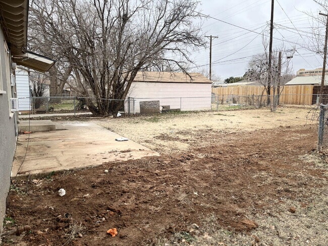 Building Photo - 3414 24th St