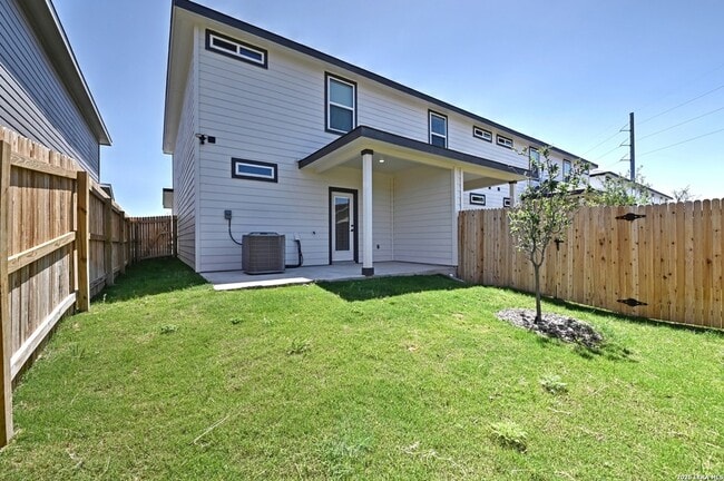 Building Photo - 11318 Clearmine St