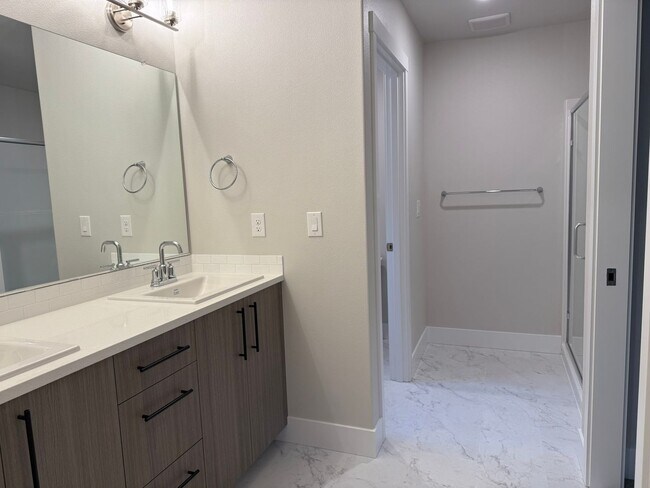 Building Photo - Beautiful Three Bedroom New Construction Home For Rent