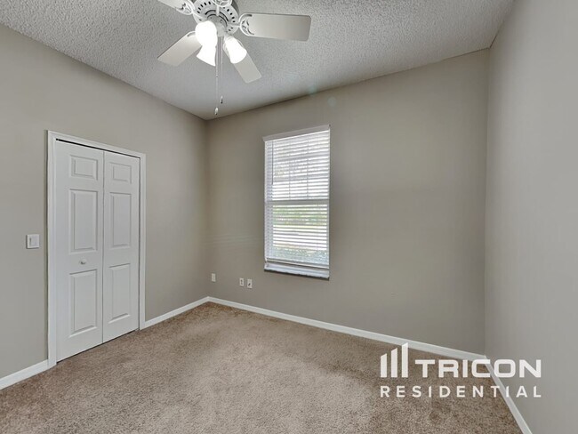 Building Photo - 14308 Tanja King Blvd