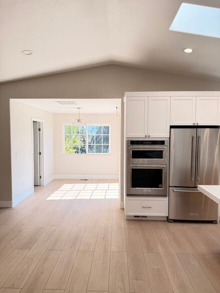Building Photo - 15047 Meadow Oak Pl