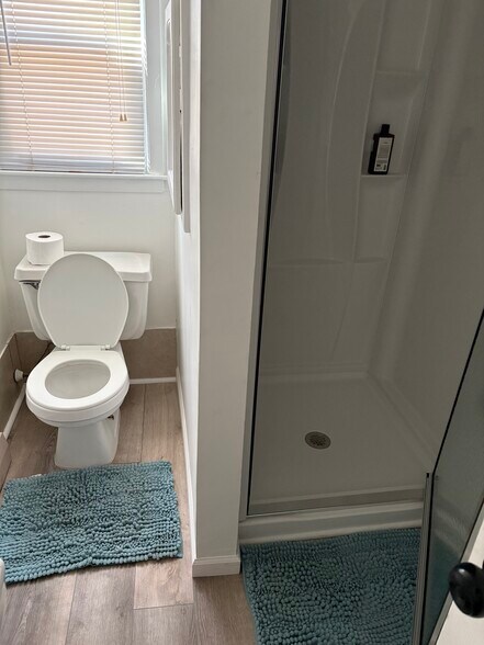 bathroom - 312 4th Ter