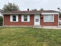 Building Photo - 21734 Clyde Ave