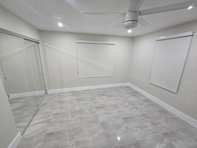 Building Photo - 2207 Taft St