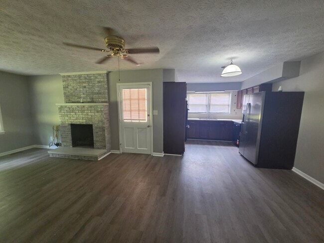 Building Photo - 3334 Nevius Dr