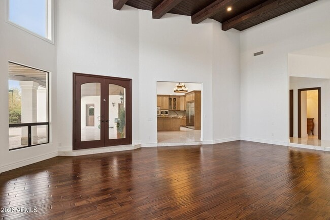 Building Photo - 8303 N 61st Pl