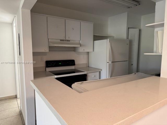 Building Photo - 10353 N Kendall Dr