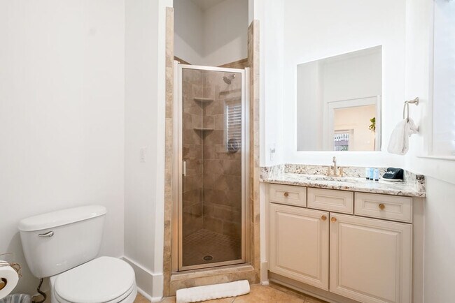 Building Photo - 22022 Front Beach Rd