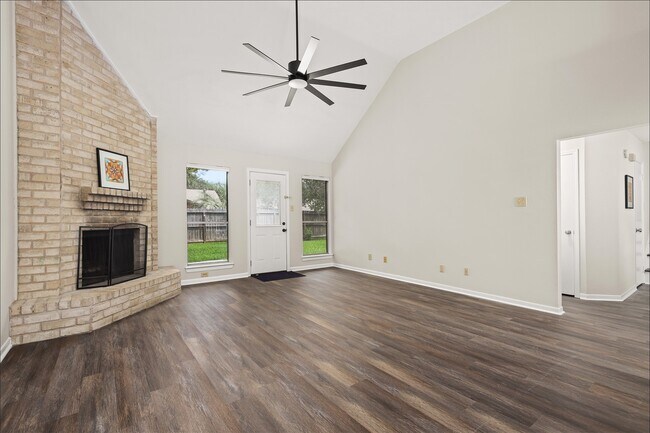 Building Photo - 714 Regency Ct