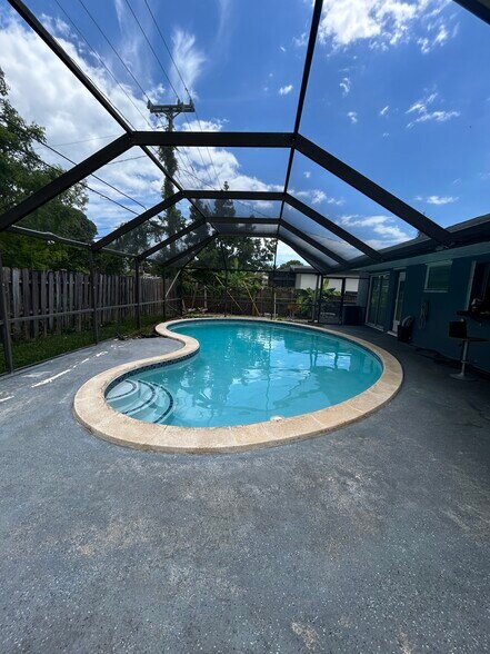 Building Photo - 11001 SW 180th St