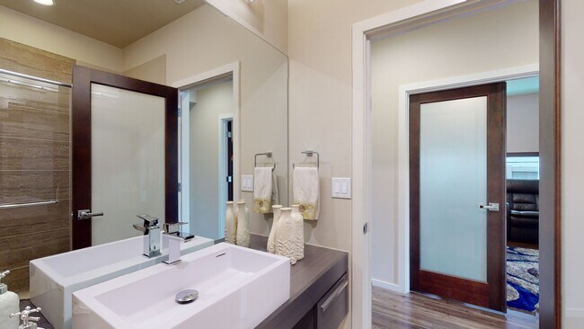 Building Photo - Auburn Lakeland Hills area/Lakeview Community- 4 bedroom 2.5 bathroom with AC - Available May 5th!