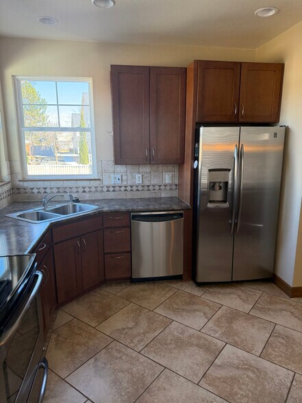 Building Photo - 5356 Cornerstone Dr