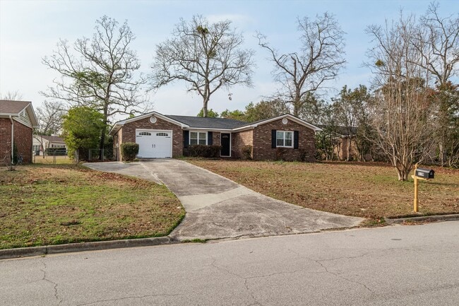 Building Photo - 119 Sunnywood Dr