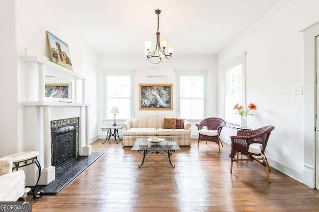 Building Photo - 1475 3rd St