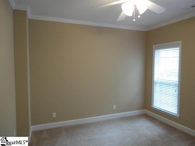 Building Photo - 1 Greenview Dr