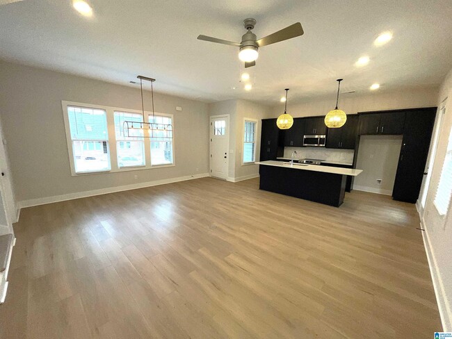 Building Photo - 4775 Silas Ave
