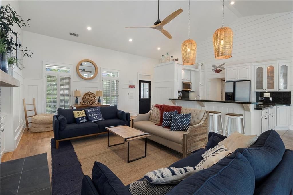 Building Photo - 61 View Point Dr