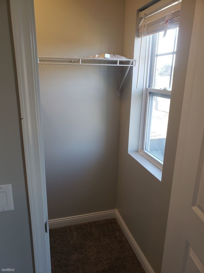 Building Photo - 5113 Devils Glen Rd