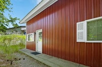 Building Photo - Furnished Modern Loft in Ottery Bay