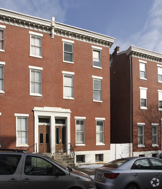 Building Photo - 1621 Green St