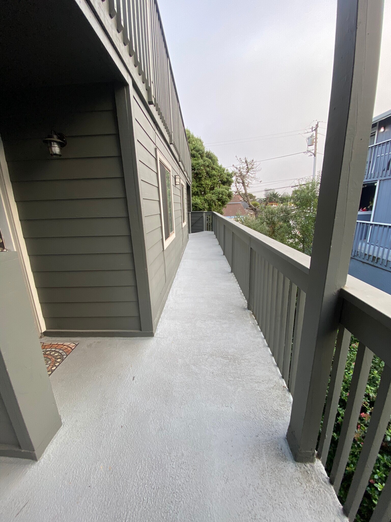Deck to entry door - 443 Willow Ave