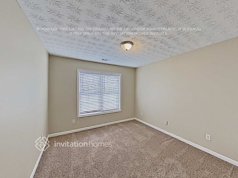 Building Photo - 2363 Oak Falls Ln