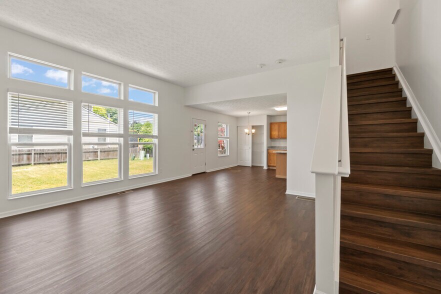 Building Photo - 7824 Waggoner Chase Blvd