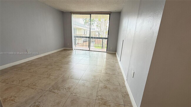Building Photo - 8303 SW 142nd Ave