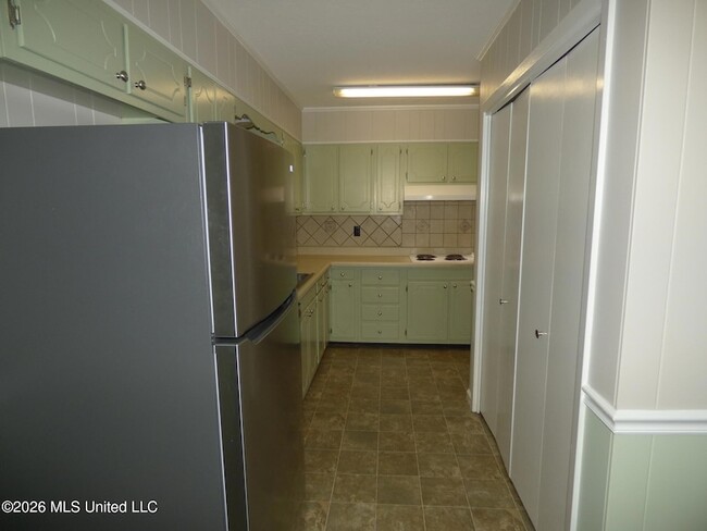 Building Photo - 238 Westview Cir