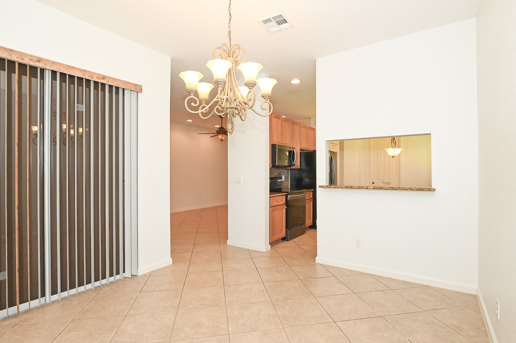 Building Photo - 2206 SW Cape Cod Dr