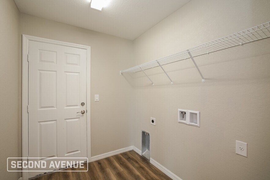 Building Photo - 2512 54th St SW