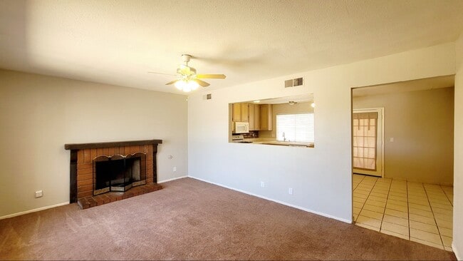 Building Photo - 7123 Clearwater Ave