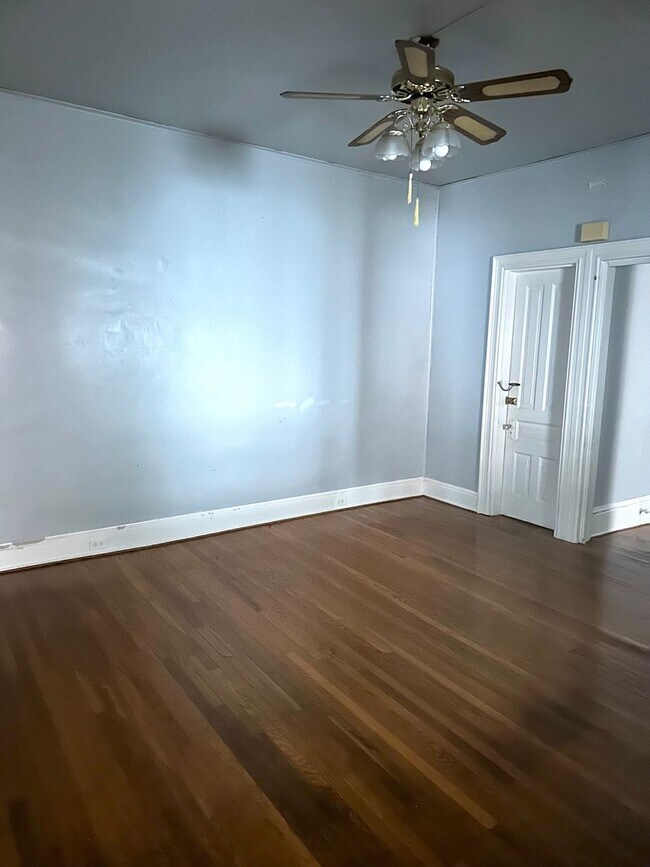 Building Photo - 709 Pennsylvania Ave