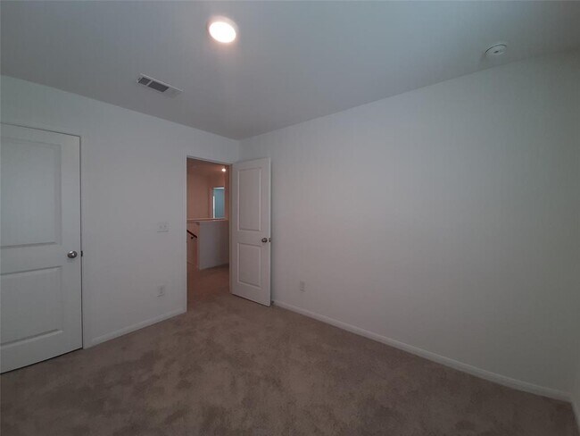 Building Photo - 23926 Escardilla Dr