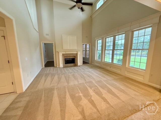 Building Photo - 204 Oak Branch Ct