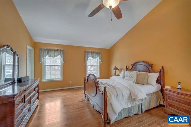 Building Photo - 1150 River Oaks Ln