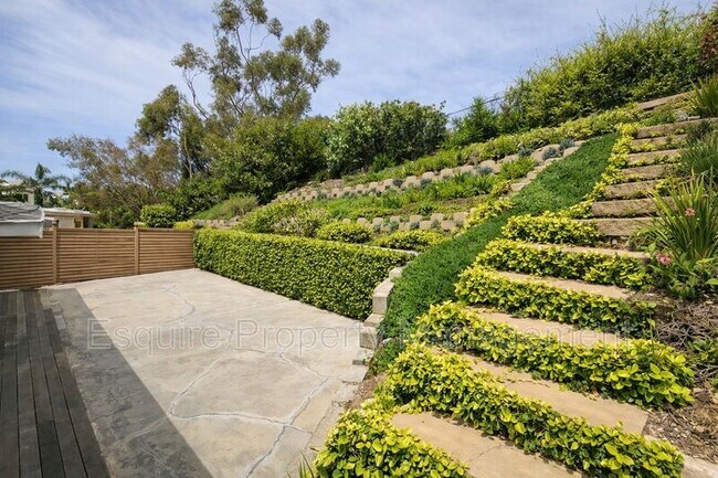 Building Photo - 1275 Buena Vista St