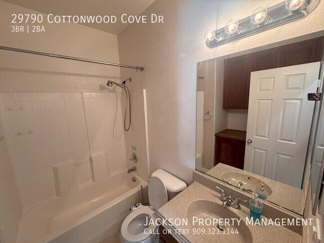 Building Photo - 29790 Cottonwood Cove Dr