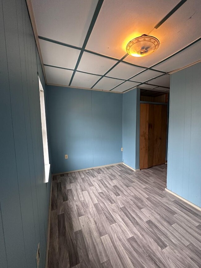 Primary Photo - 211 Gould St